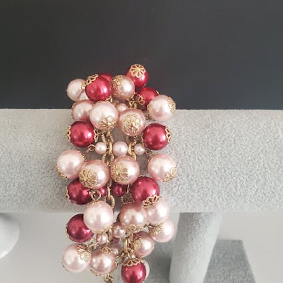 Kate Spade Faux Pearl Cluster Bracelet Gold Plated Blush and Cranberry Pearls - Picture 1 of 7